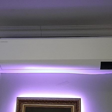 Lux, Chambre Spa Privatif Valenciennes Aulnoy-lez-Valenciennes エクステリア 写真