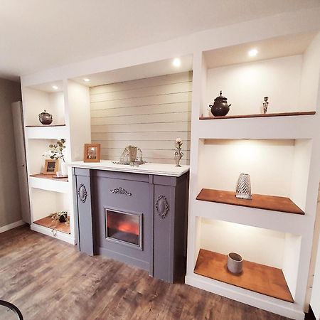 Lux, Chambre Spa Privatif Valenciennes Aulnoy-lez-Valenciennes エクステリア 写真