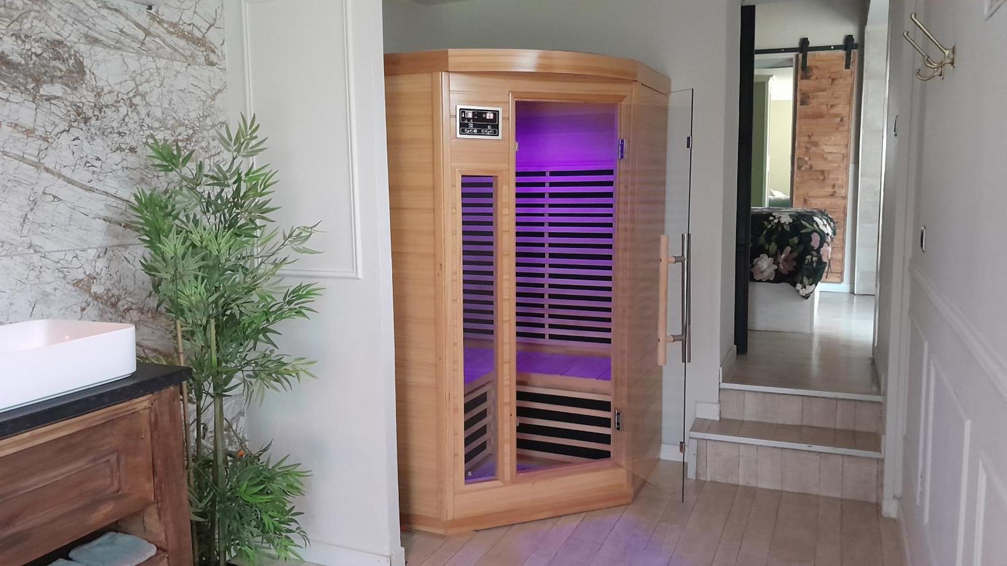 Lux, Chambre Spa Privatif Valenciennes Aulnoy-lez-Valenciennes エクステリア 写真