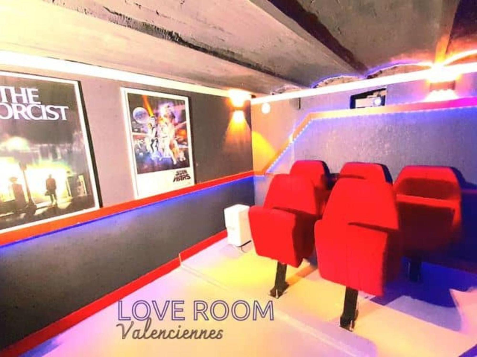Lux, Chambre Spa Privatif Valenciennes Aulnoy-lez-Valenciennes エクステリア 写真